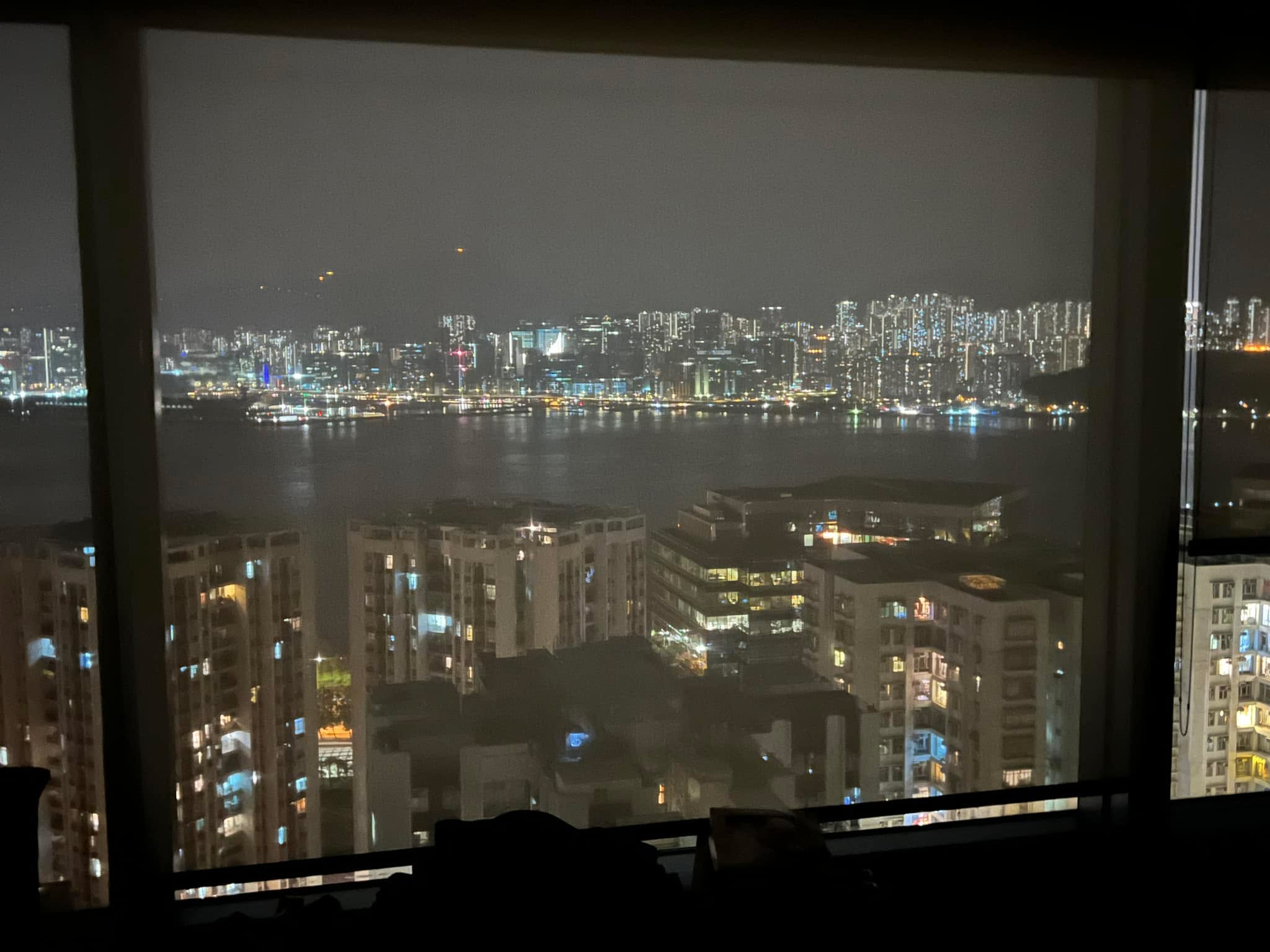 文章圖片：亞洲的信託中心-香港　順道與大家分享維港的景色😀