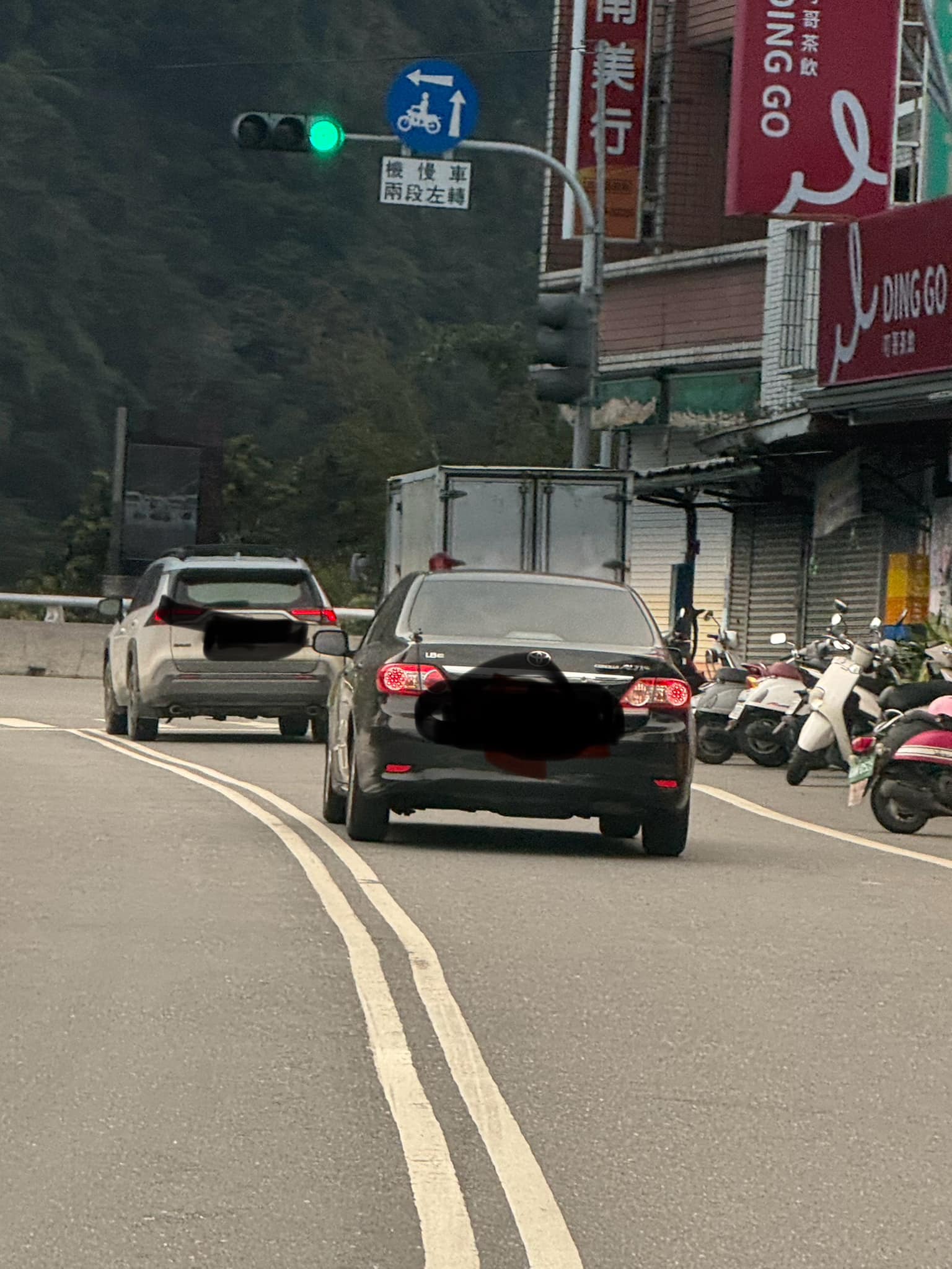 文章圖片：早上與客戶、法官、地政一同到標的土地測量，確定範圍多大，佔…